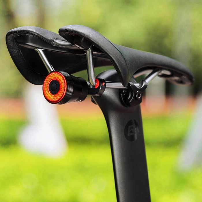Q5 bike taillight